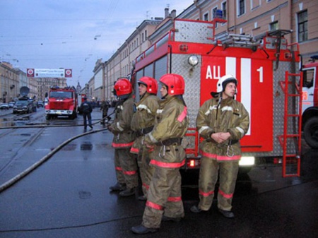 В Перми ночью горел развлекательный центр