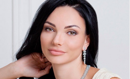 Пермячка может стать самой красивой замужней женщиной России
