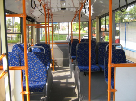 В Перми пассажиров высадили из автобуса нелегального маршрута