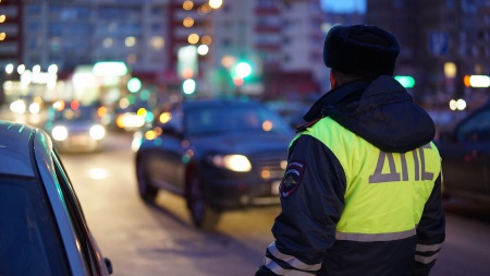 В Перми водитель-лихач сбил студентку, поздравил с Новым годом и уехал