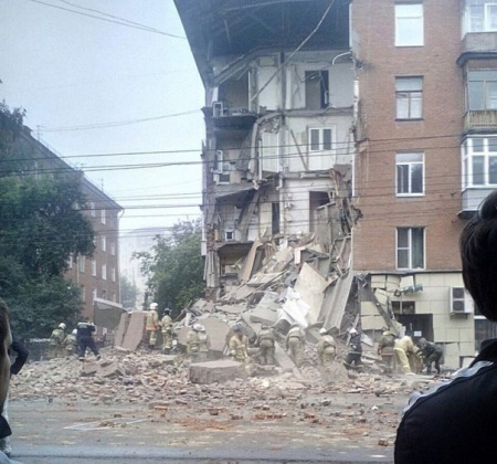 Пострадавшим при обрушении дома в Перми выплатят до 50 тысяч рублей
