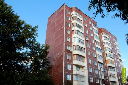 Жильцы аварийного дома на Беляева, 43 не смогут вернуться в квартиры еще сутки