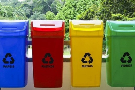 В Перми установят1400 цветных «ловушек для мусора»