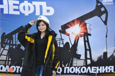 Поздравляем нефтяников и газовиков